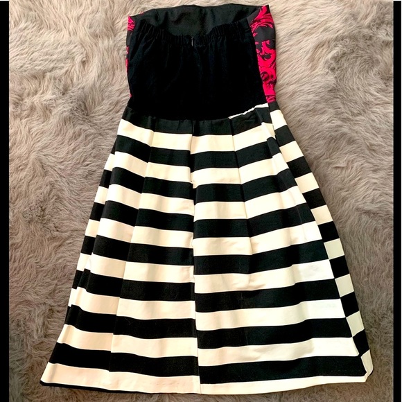 Strapless damask & striped dress - Picture 3 of 4